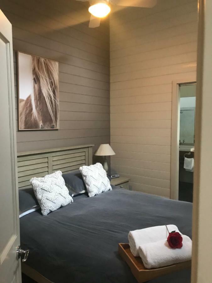 يارا جلين Two Truffles Cottages المظهر الخارجي الصورة